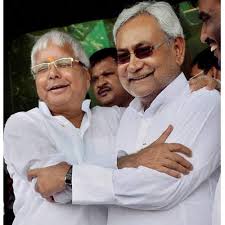Bade bhai, but not CM: Lalu won't risk jeopardising his current role in Bihar 2