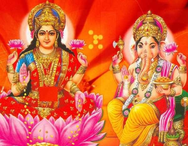 Why Are Lord Ganesh And Maa Lakshmi Worshipped During Diwali? 2