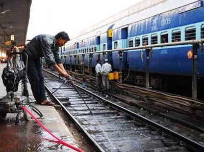 सीटें खाली रहने पर रेलवे दे सकता है, टिकट बुकिंग पर छूट: रेल मंत्री पीयूष गोयल 3