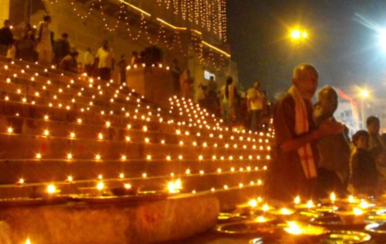आखिर क्यों काशी नगरी में ही मनाया जाता है, देव दीपावली का पर्व! 11 देवताओं का महापर्व