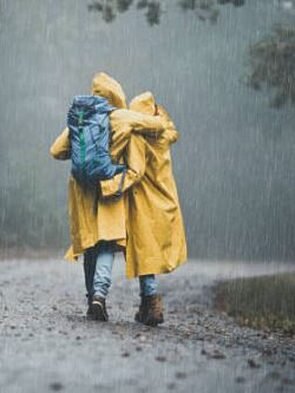 Monsoon Tips: मॉनसून में यात्रा करते समय आ सकती हैं समस्यें, अधिकतर लोगों को नहीं पता होता