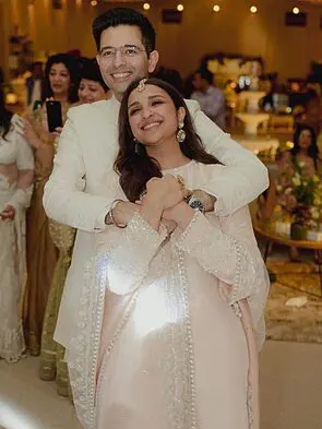 Parineeti Chopra Engagement Pics: परिणीति चोपड़ा – राघव चड्ढा की सगाई