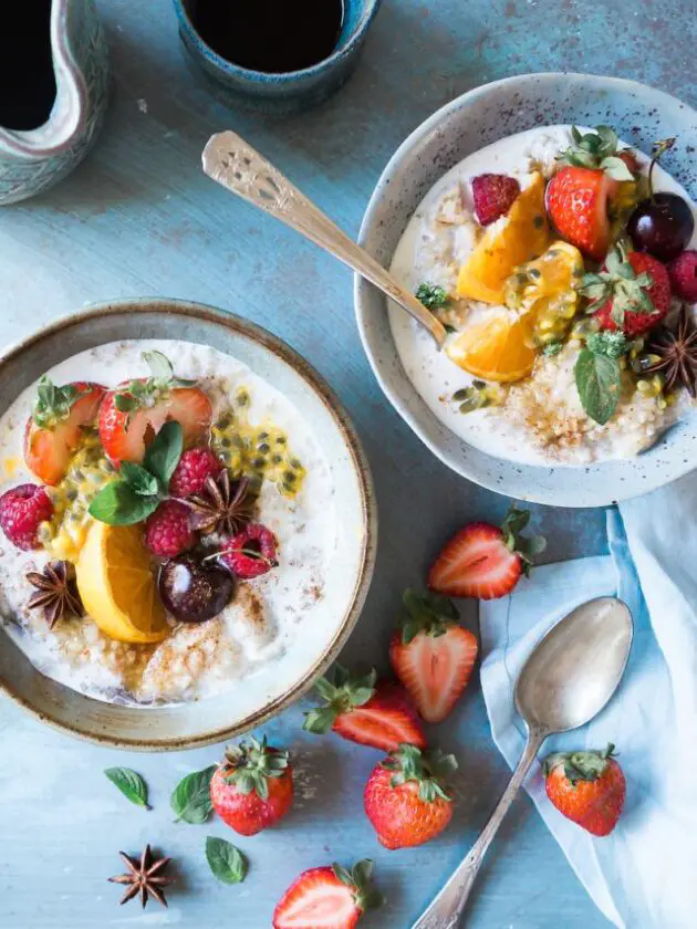 oatmeal with fruits